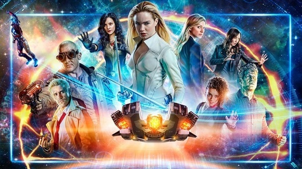 Legends of Tomorrow: Sex loutek nebo Čingischán na skútru, i to nabízí trailer na pátou řadu | Fandíme serialům