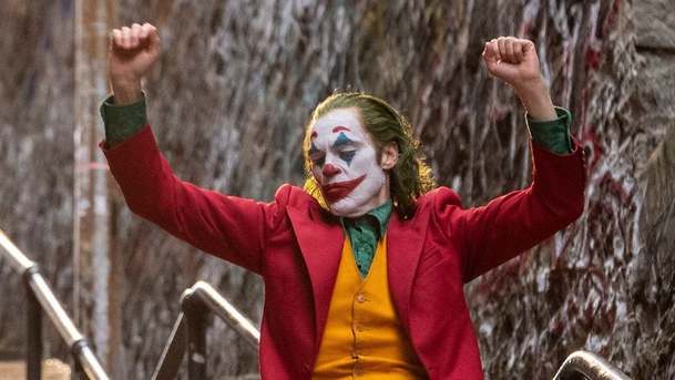 Box Office: Joker těsně pod stovkou | Fandíme filmu