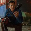 Evil Dead: Nový film má režiséra, prozradil to představitel Ashe | Fandíme filmu