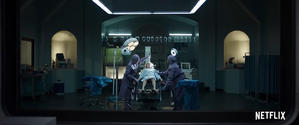 Eli: Nový film režiséra Sinistera 2 nás vezme na lékařskou kliniku, kde chlapec místo léčby zažije hrůzu | Fandíme filmu