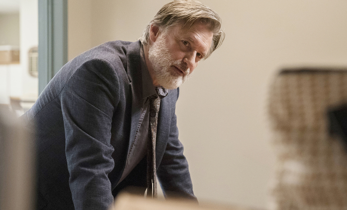 The Sinner: Bill Pullman řeší další podivnou záhadu v traileru ke 3. řadě | Fandíme seriálům