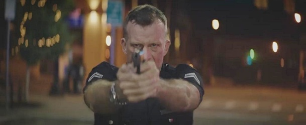 Crown Vic: Thomas Jane jako hlídkující policajt zažije nejhorší šichtu v životě | Fandíme filmu