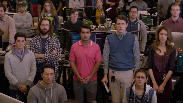 Silicon Valley: Trailer na poslední řadu slibuje rozloučení plné skvěle absurdního humoru | Fandíme serialům