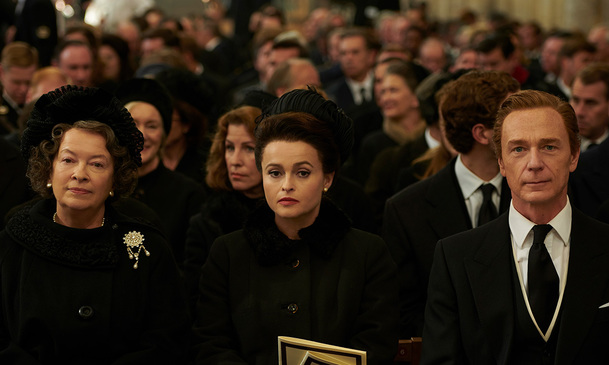 The Crown 3: Plnohodnotný trailer se soustředí na Olivii Colman a Helen Bonham Carter | Fandíme serialům