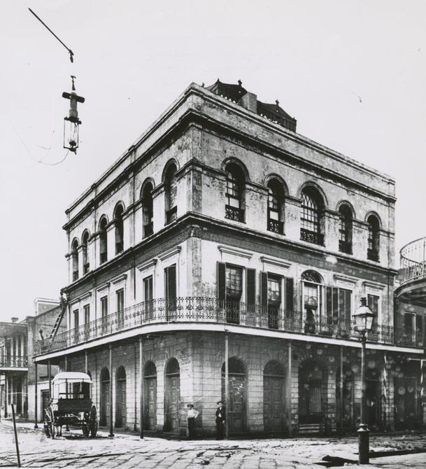 LaLaurie Mansion: Výlet do skutečného domu hrůzy chystají scenáristé Conjuringu | Fandíme filmu