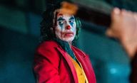 Joker: Se střihem pomáhali Joaquin Phoenix a Bradley Cooper | Fandíme filmu