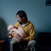 Adopt a Highway: Ethan Hawke coby bývalý vězeň najde v popelnici opuštěné miminko | Fandíme filmu