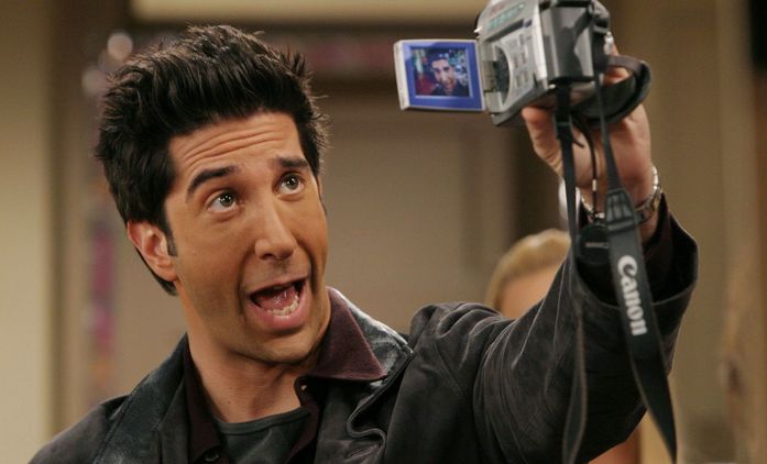 Intelligence: Ross z Přátel se vrací na televizní obrazovky s novou komedií | Fandíme seriálům