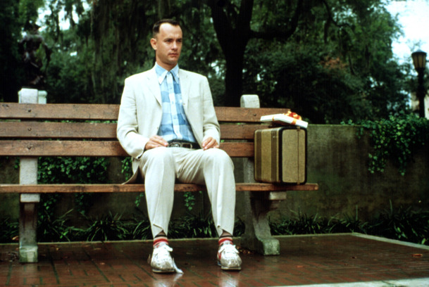 Forrest Gump: Tom Hanks musel zaplatit natáčení legendární scény ze své kapsy | Fandíme filmu