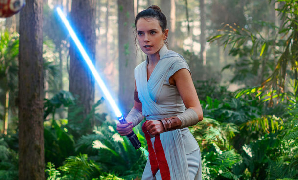 Star Wars: Vzestup Skywalkera: Nová upoutávka a fotky | Fandíme filmu