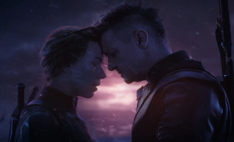 Avengers: Endgame: V alternativní verzi se místo Black Widow obětoval Hawkeye | Fandíme filmu