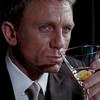 Podle studie je James Bond prokazatelný alkoholik | Fandíme filmu