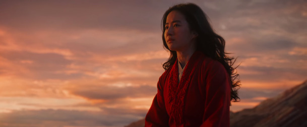 Mulan: Trailer slibuje velkolepé pohádkové dobrodružství ze starověké Číny | Fandíme filmu