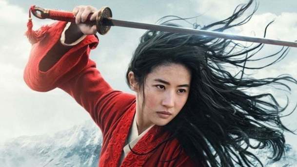 Box Office: Tenhle víkend by patřil Mulan, místo toho jsou všichni on-line | Fandíme filmu