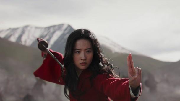 Mulan: Nový trailer slibuje rozlétanou akci ala Tygr a drak | Fandíme filmu