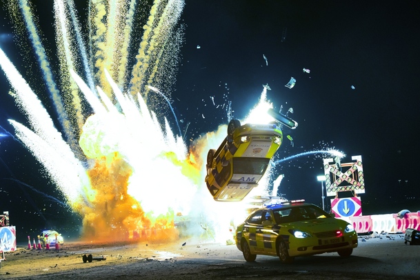 Recenze: 6 Underground - Michael Bay překonal sám sebe a natočil ještě větší slátaninu než poslední Transformers | Fandíme filmu