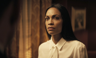 Briarpatch: Trailer na seriál s Rosario Dawson odhalil datum premiéry | Fandíme filmu