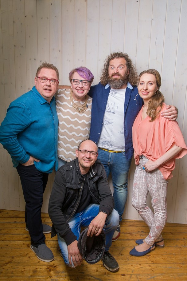 Peče celá země: Populární kulinářský formát stanice BBC v českém podání | Fandíme serialům