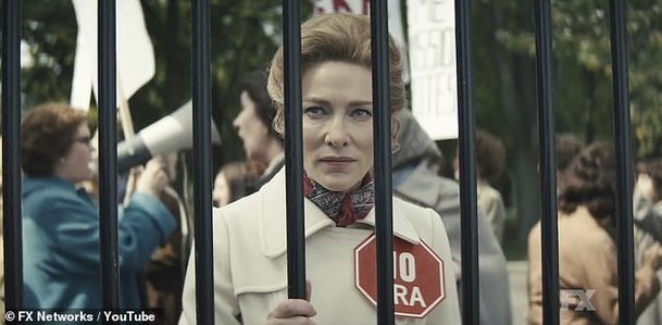 Mrs. America: Cate Blanchett jde po krku feministkám v další ukázce | Fandíme serialům