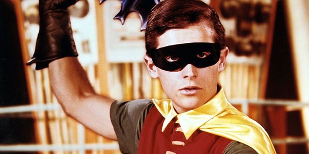 Batman 1966: Těsný Robinův kostým děsil puritánské vedení stanice ABC | Fandíme serialům