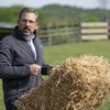 Irresistible: Steve Carell se do volebního bahna noří s téměř laskavým humorem | Fandíme filmu