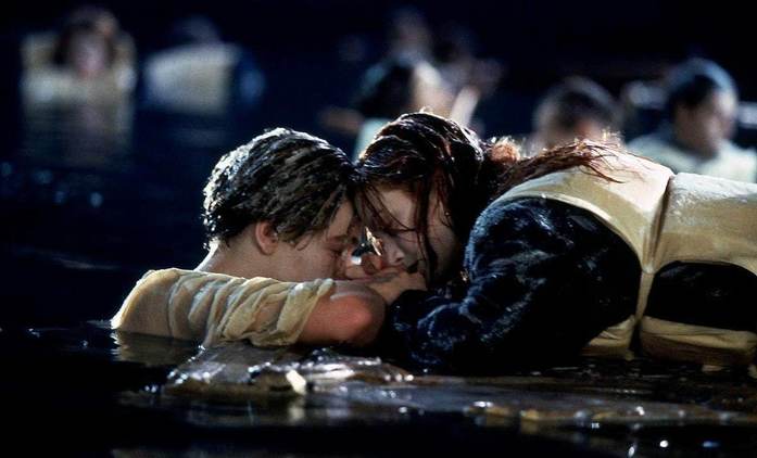 Titanic: Proč musel v závěru filmu Jack doopravdy zemřít | Fandíme filmu