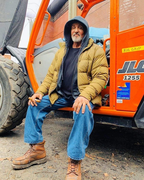 Samaritan: Stallone na dalších fotkách jako vysloužilý superhrdina | Fandíme filmu