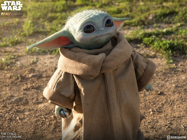 Problémy prvního světa: Kvůli koronaviru nebude dostatek figurek Baby Yoda | Fandíme serialům