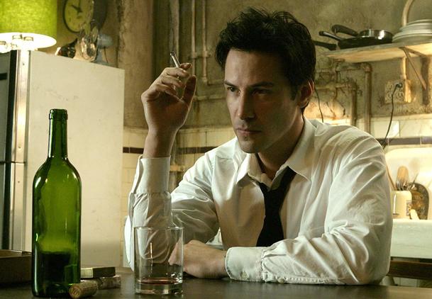 Constantine: Tvůrci prozradili, co měl Keanu Reeves ve dvojce řešit | Fandíme filmu