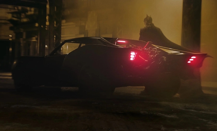 The Batman: Nový Batmobil na prvních oficiálních fotkách | Fandíme filmu
