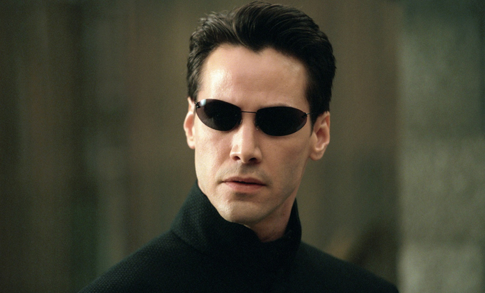 Matrix 4: Nejnovější videa z natáčení nás vnadí na agresivní davové šílenství | Fandíme filmu
