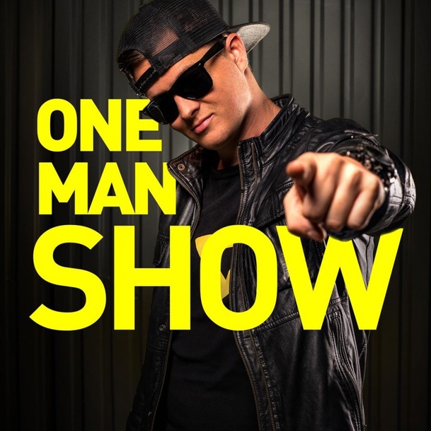 Recenze: Co nová One Man Show ztrácí na skandálu, to dohání srdcem | Fandíme serialům