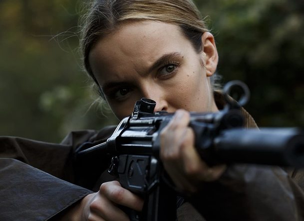 Šílený Max: Vypadá to, že se podíváme do minulosti a Charlize Theron bude přeobsazena | Fandíme filmu