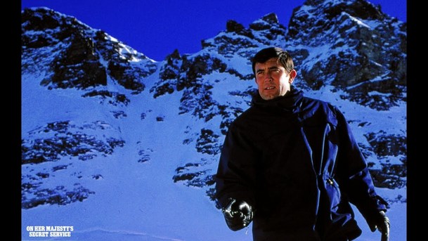 Povolení zabíjet: Kolik lidí zlikvidoval James Bond za svou kariéru | Fandíme filmu