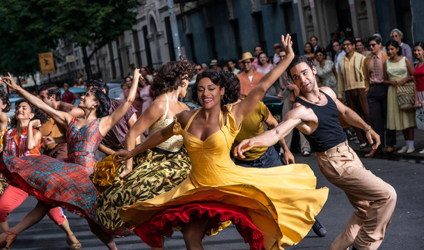 West Side Story: Roztančené fotky představují Spielbergovu verzi populáního bijáku | Fandíme filmu