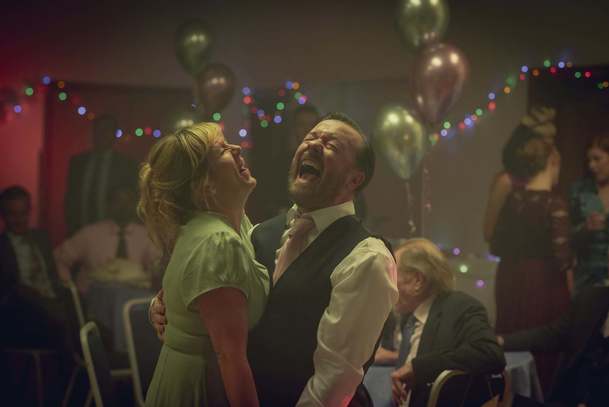 Po životě: Hořkosladká komedie Rickyho Gervaise dostane 3. řadu | Fandíme serialům