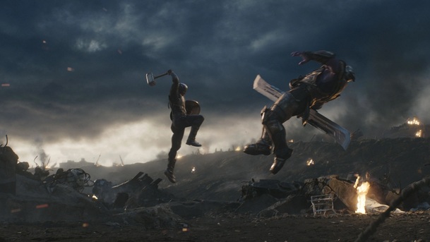 Avengers: Endgame: Šéf Marvelu sdílel video, které připomíná, jak jsme před rokem společně jásali v kinech | Fandíme filmu