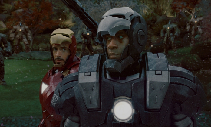 War Machine: Na kolik Marvel filmů podepsal Don Cheadle smlouvu | Fandíme filmu