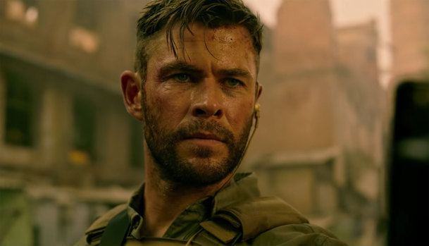 Vyproštění 2: Chris Hemsworth sdílí 1. video z rozjetého vlaku | Fandíme filmu