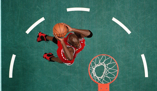 The Last Dance: Sport zmizel, fandy potěší alespoň dokument o Michaelu Jordanovi | Fandíme serialům