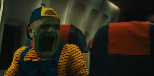 Exorcism at 60,000 Feet: Vymítání ďábla za letu, to tu vskutku ještě nebylo | Fandíme filmu