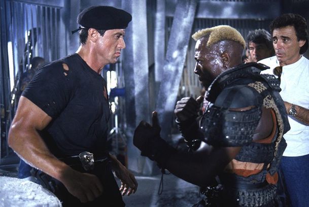 Demolition Man: Původně se měly chopit hlavních rolí dvě jiné akční hvězdy | Fandíme filmu