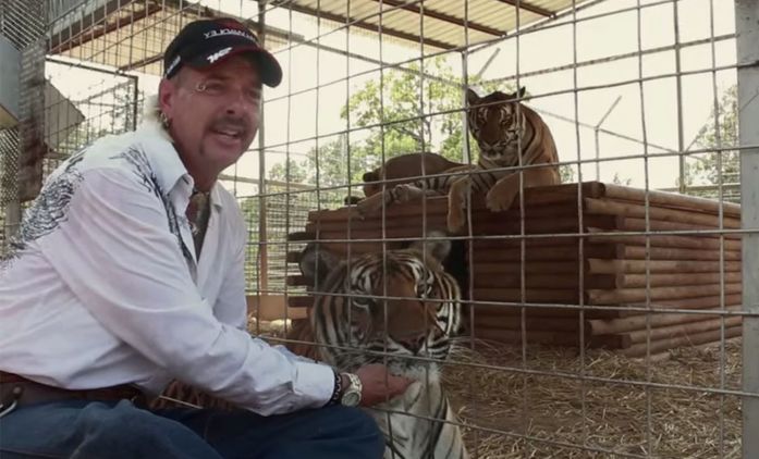 Pán tygrů: Moderátor se dočkal drsné kritiky za jeden moment ze speciálu | Fandíme seriálům