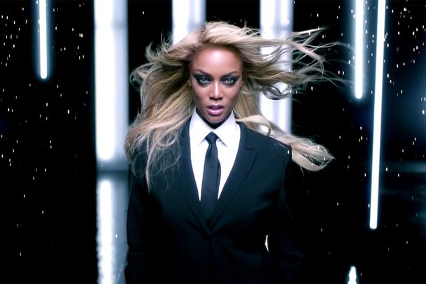 Amerika hledá topmodelku: Tyra Banks sklízí kritiku za starší díly z méně "osvícených" dob | Fandíme serialům