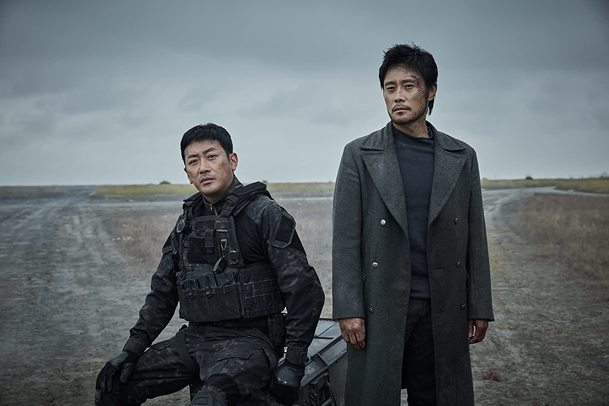 Ashfall: Aktivní sopka rozpoutá peklo na Korejském poloostrově | Fandíme filmu