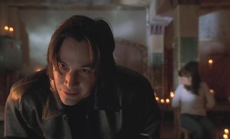 Sleduje tě vrah: Keanu Reeves v mizerném filmu hrál, protože ho podvedli | Fandíme filmu