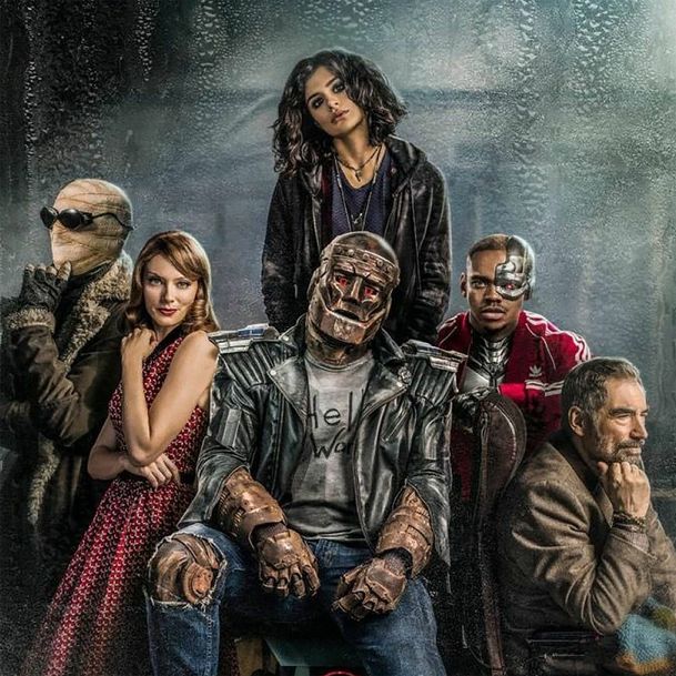 Doom Patrol 2: Trailer slibuje hodně zábavný superhrdinský bizárek | Fandíme serialům