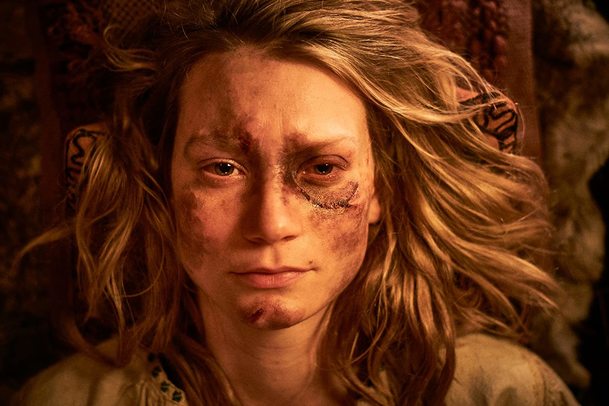 Judy & Punch: Mia Wasikowska se v dávné historii mstí svému bývalému | Fandíme filmu