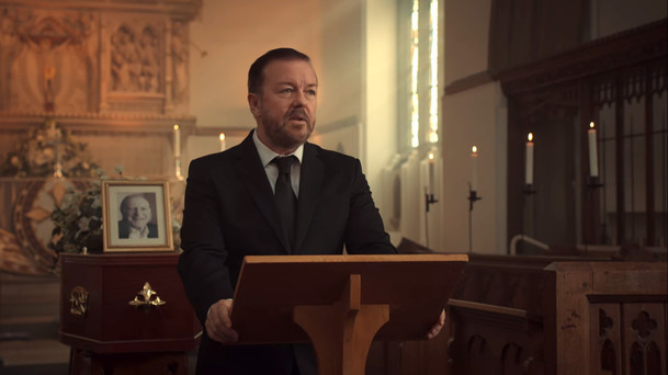 Po životě: Hořkosladká komedie Rickyho Gervaise dostane 3. řadu | Fandíme serialům