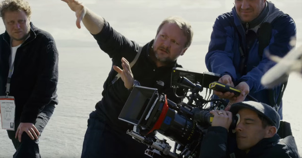 Christopher Nolan a James Cameron vyzývají politiky, aby zachránili kina | Fandíme filmu